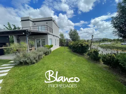 Casa en Venta en Pilar Del Este, USD 166.000