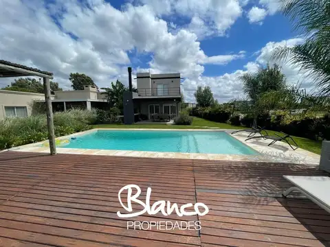 Casa  en Venta en Pilar del Este, Pilar, G.B.A. Zona Norte