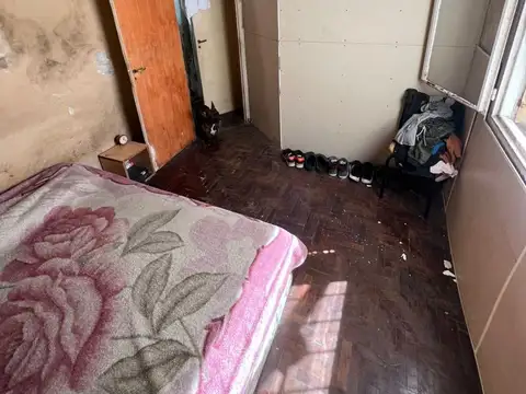 Venta de Casa 6 AMBIENTES en Caseros, Tres de Febrero