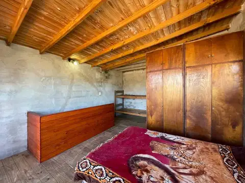 Casa 2 ambientes con 1 baño