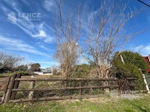 Calle 25 bis entre Av. Cervantes y Calle de la Merced