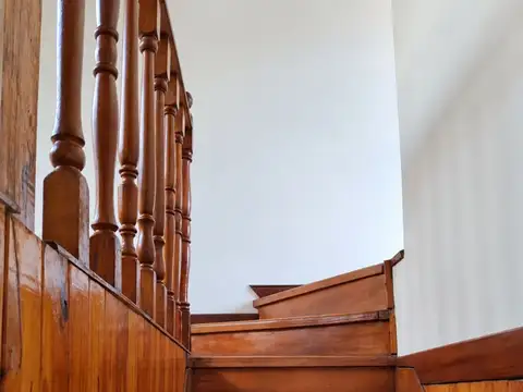 Depto Tipo Casa en Venta con 1 cocheras