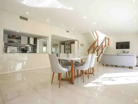 Casa 5 ambientes Los Cardales