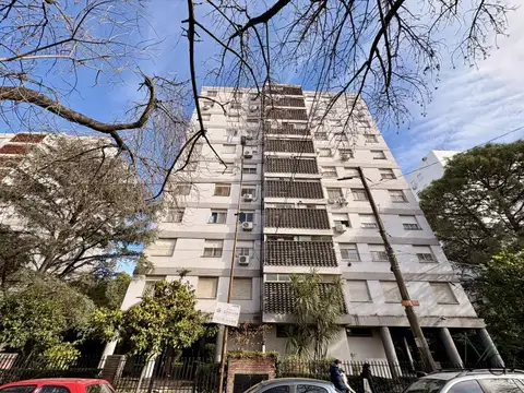Oportunidad. Departamento 4 ambientes Olivos/Florida. Piso 10. Vista abierta. Apto crédito