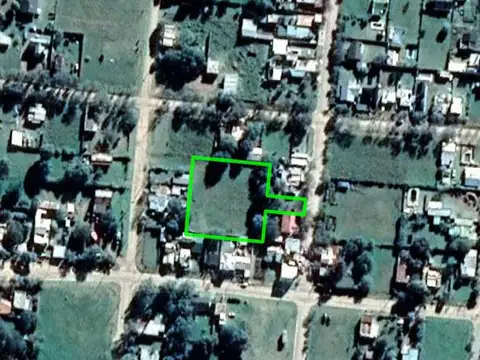 Julio Argentino Roca e/ Bella Vista y San Pedro