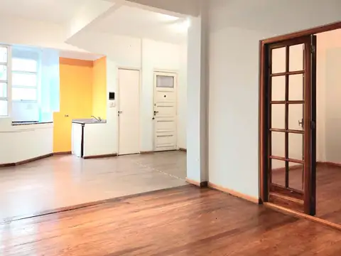 Oficina 2 ambientes con 1 baño