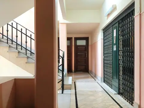 Hipólito Yrigoyen 400