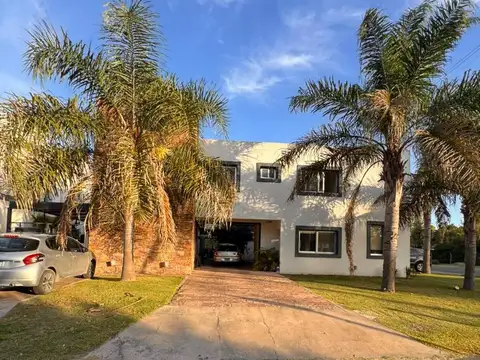 Casa en Venta Las Condes Pilar 8 ambientes
