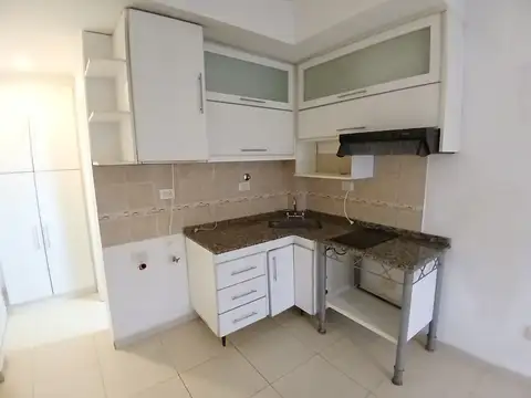 Departamento en Alquiler en Moron Sur, $ 290.000