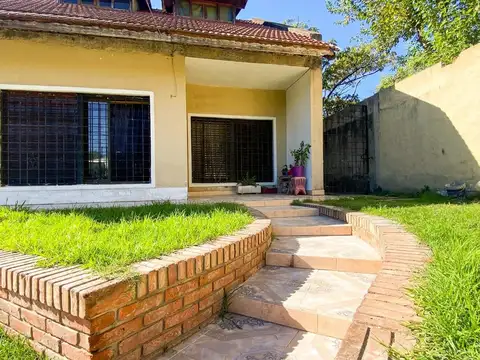 Casa en Alquiler en Lomas de Zamora, $ 600.000