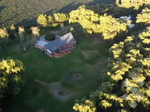 Casa en Venta en Contralmirante M Guerrico, USD 1.400.000