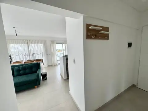 Los Pozos 254 , Piso 7
