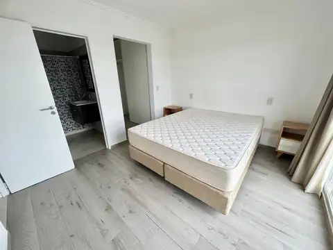 Departamento dos ambientes amueblado con cochera.