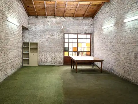 Local en Venta en Castelar Norte, USD 650.000