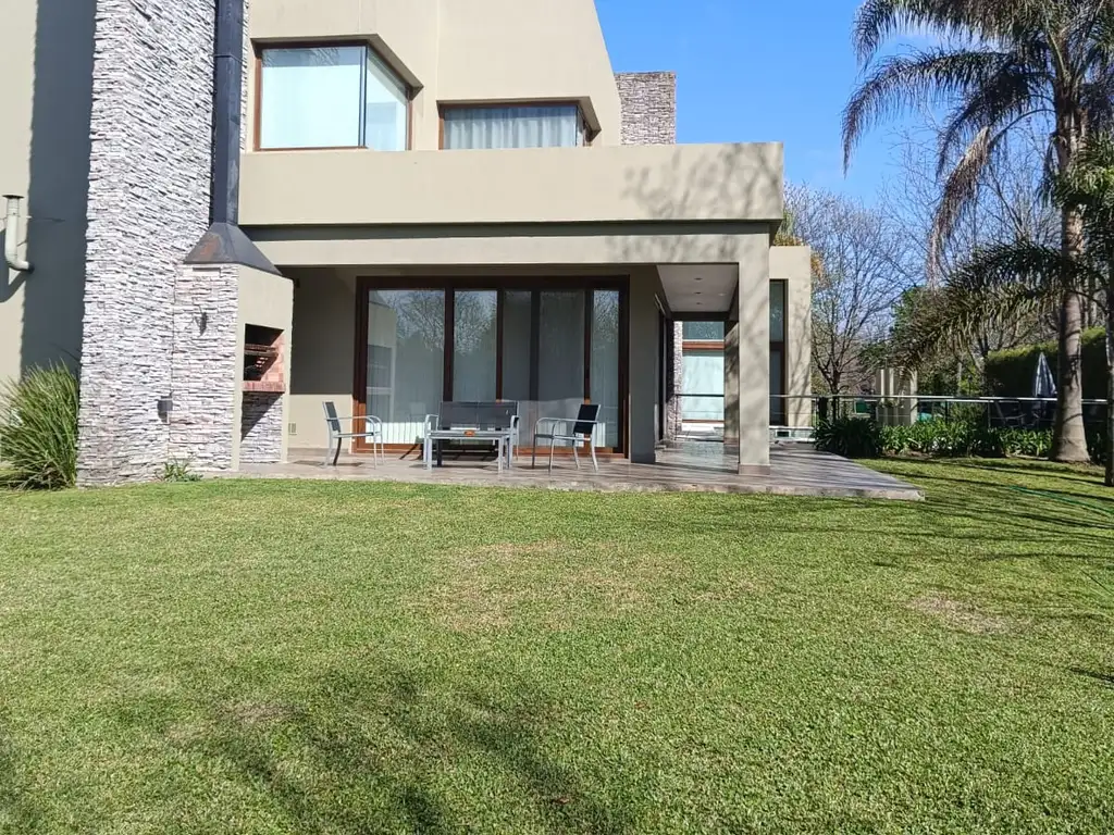 Casa en venta en Abril con fondo al espacio verde  - Foto 31