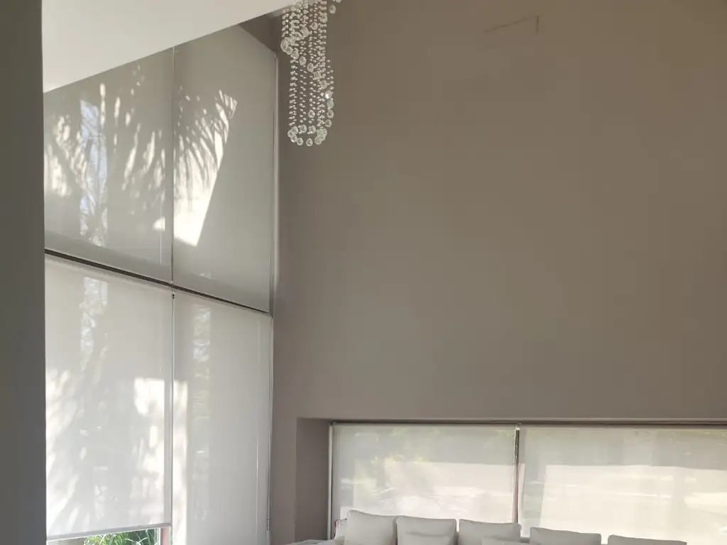 Casa en Venta - 3 dormitorios - USD 1.200.000