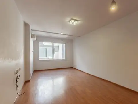 Se alquila Monoambiente en una de las mejores zonas de Belgrano - Luminoso - Muy buena ubicación.