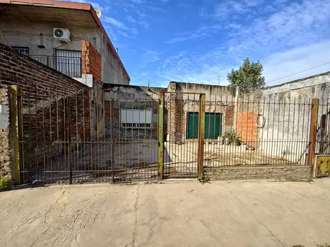 Casa en  venta en G. de Laferrere