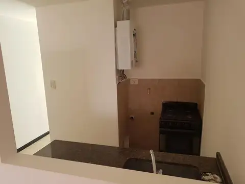 Departamento en Alquiler en Alto Alberdi, $ 430.000