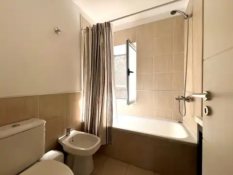 Departamento en Alquiler con 1 cocheras