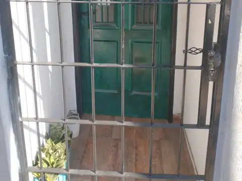 Depto Tipo Casa en Venta en Haedo Norte, USD 37.200