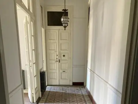 Departamento 6 ambientes con 2 baños