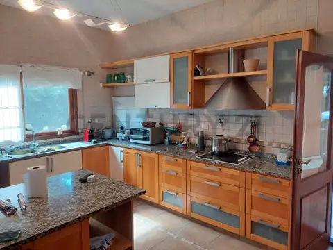 Casa en Venta en Country El Paraíso, USD 290.000