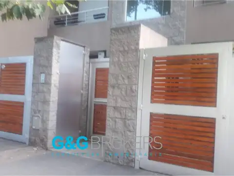 DEPARTAMENTO SEMIPISO EN VENTA