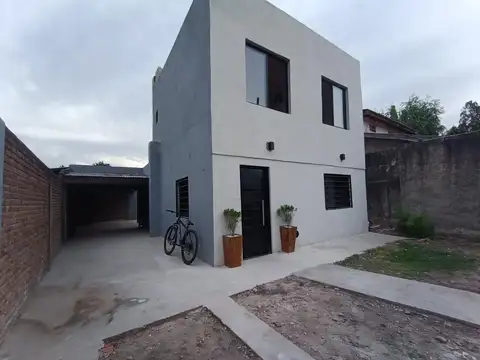 Venta, Casa, 2 ambientes, Patio, Cochera, Monte Grande, Esteban Echeverria,  Reciclada