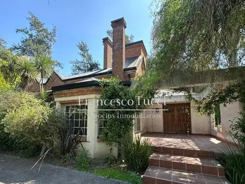 Casa en Venta y alquiler club de Campo La Tradición fondo al golf