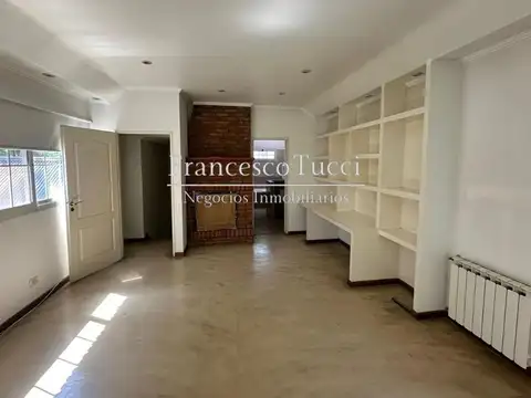 Casa 5 ambientes con 5 baños