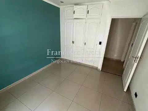Casa en Alquiler al Oeste