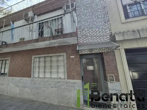 Alquiler de 2 ambientes en Liniers. 