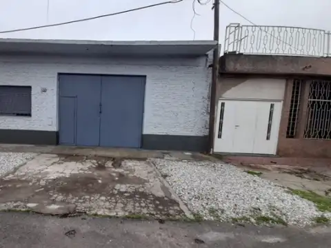 Galpon en Venta en Triangulo, USD 65.000