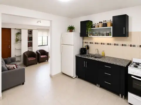 CASA EN VENTA RINGUELET 3 DORMITORIOS PARQUE
