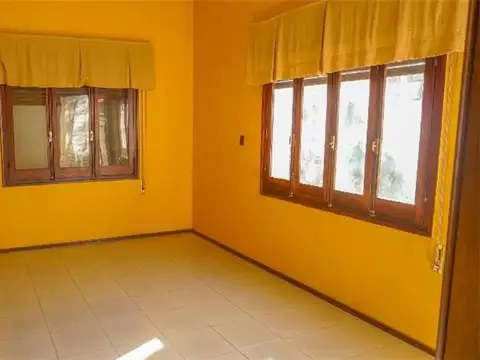 Casa en Venta en San Jose de Mayo, USD 259.000
