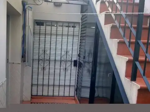 VENTA HERMOSA CASA TIPO CHALET 4 AMB CON 177MTS OPORTUNIDAD