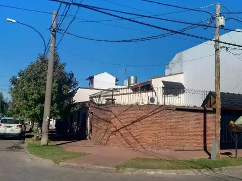 Casa en Venta en Caseros, USD 180.000