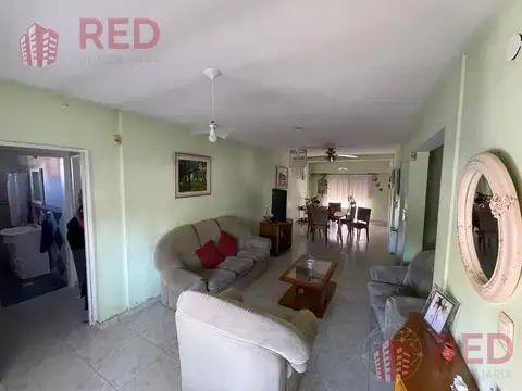 Casa 7 ambientes con 3 baños
