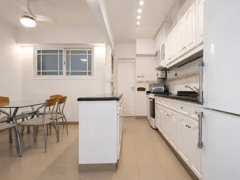 Departamento 4 ambientes con 2 baños