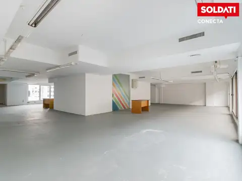 Oficina Monoambiente con 4 baños