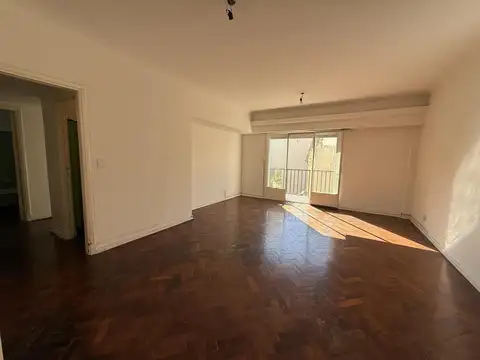 VENTA - 4 AMBIENTES CON BALCÓN - ZONA TRIBUNALES - SAN NICOLAS