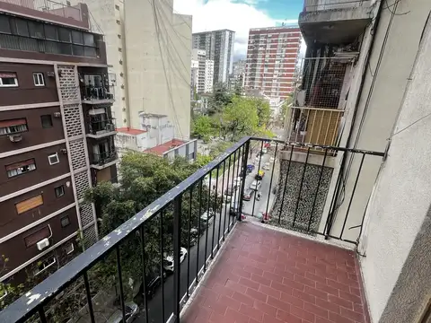 DEPTO. ALQUILER - 2 AMB. CABALLITO - YERBAL 727  BALCON AL FRENTE, MUY LUMINOSO
