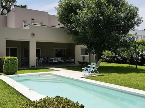 Casa en La Pradera Ii