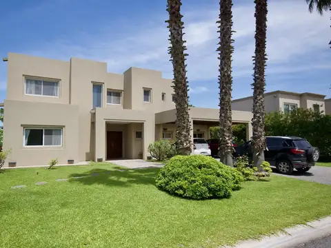 Casa en La Pradera Ii