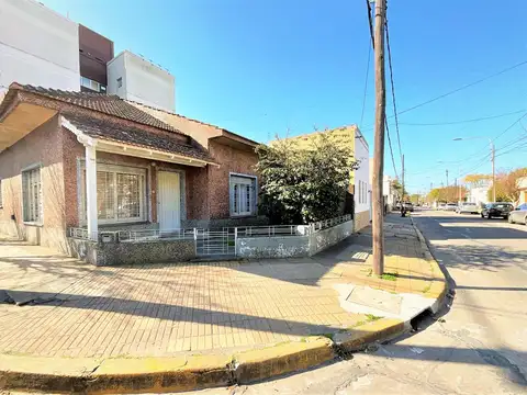 Excelente Casa en venta en el centro de Berazategui