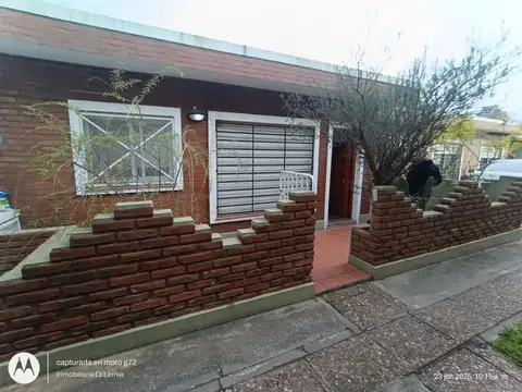 Aristóbulo Del Valle 300