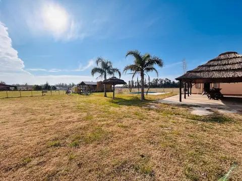 VENTA QUINTA EN MERCEDES