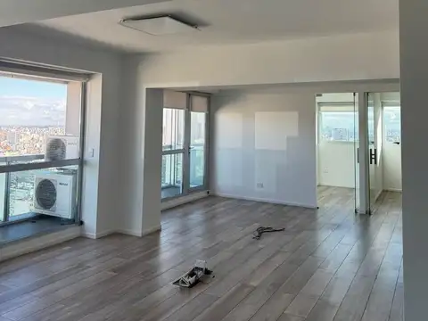 Oficina 4 ambientes con 2 baños