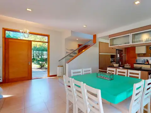 Casa en Venta al Este